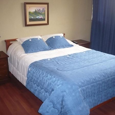Hostal Tutamanda 2 Кито Екстериор снимка